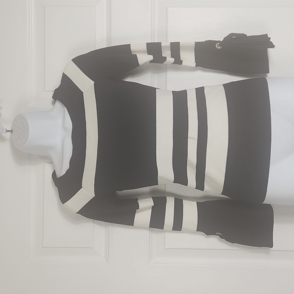 NWT Women's Top -  INC International Concepts - SIZE PP